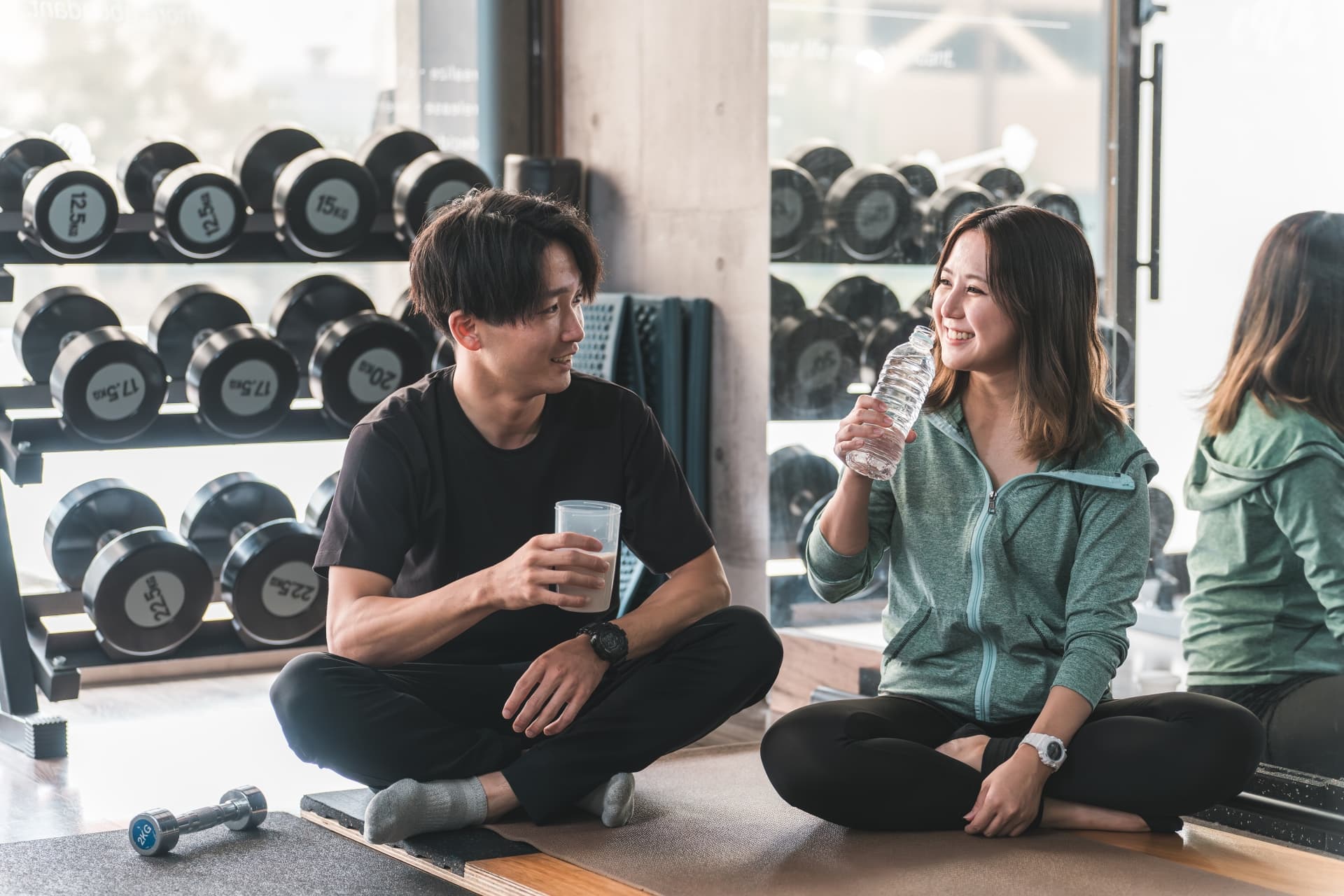 QUICKFIT でトレーニングする会員の様子